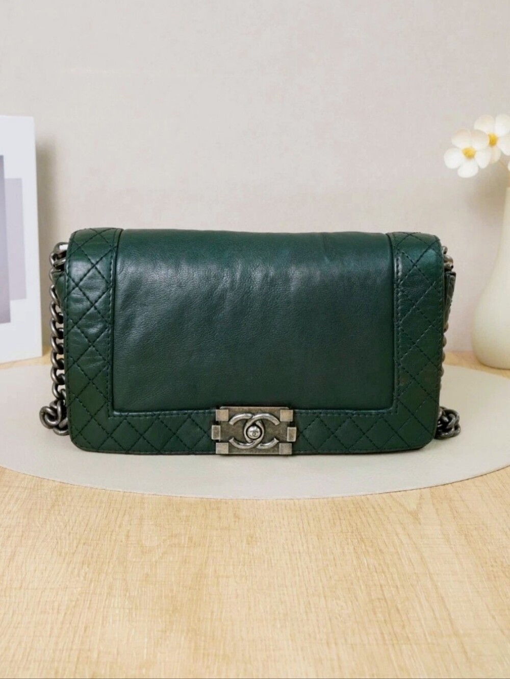 Chanel LeBoy RARE Green Cavier Grained Leather Chain Strap